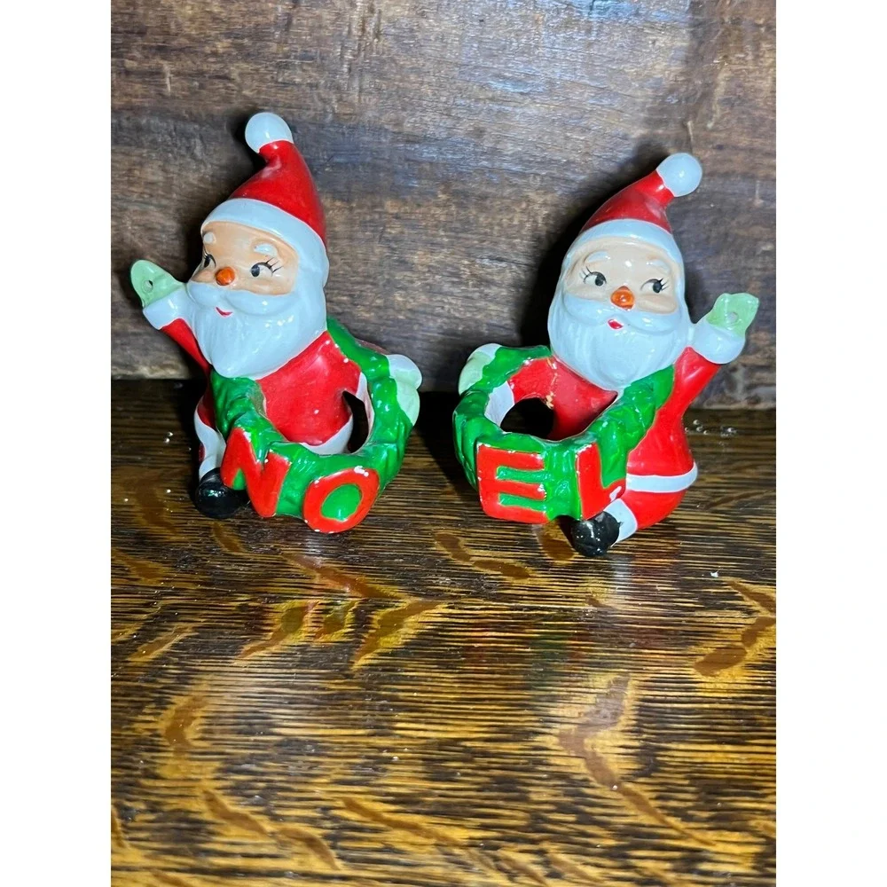 Vintage Ceramic Santa Claus Napkin Rings Noel Wreath Set of 2 Red Green Holiday